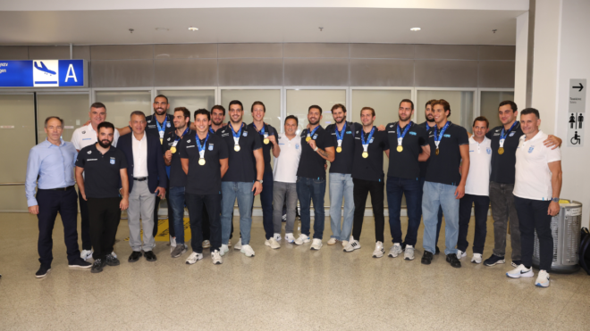Θριαμβευτική υποδοχή και υπερηφάνεια