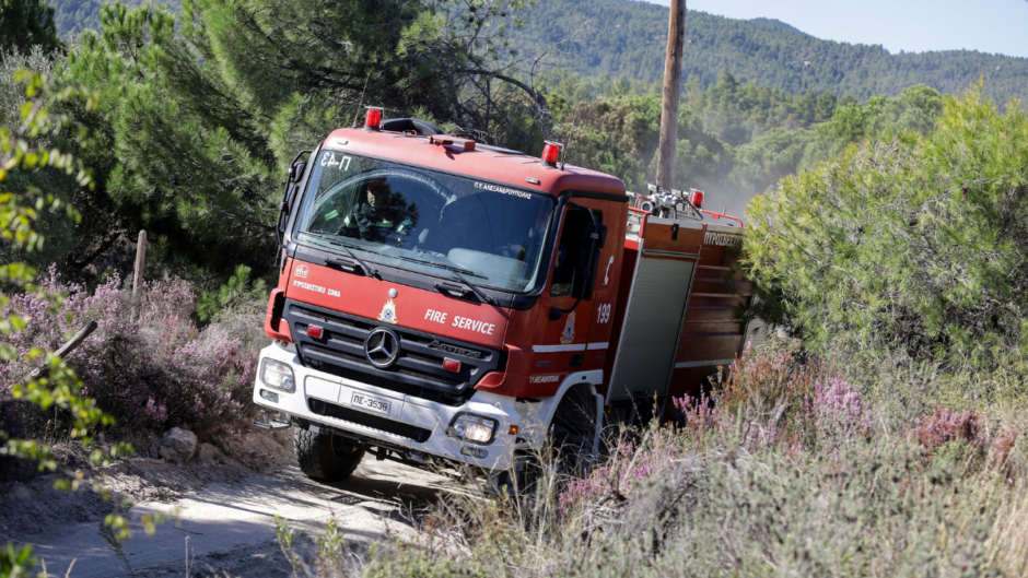 Χαλκιδική: Υπό έλεγχο η πυρκαγιά σε αγροτοδασική έκταση στη Νέα Καλλικράτεια