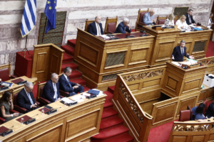 Μετωπική αρχηγών στη Βουλή