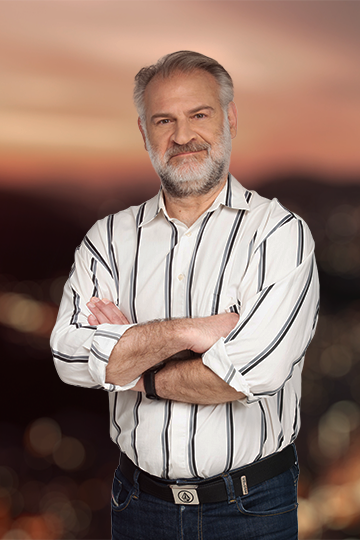 Κώστας Ελευθερίου 