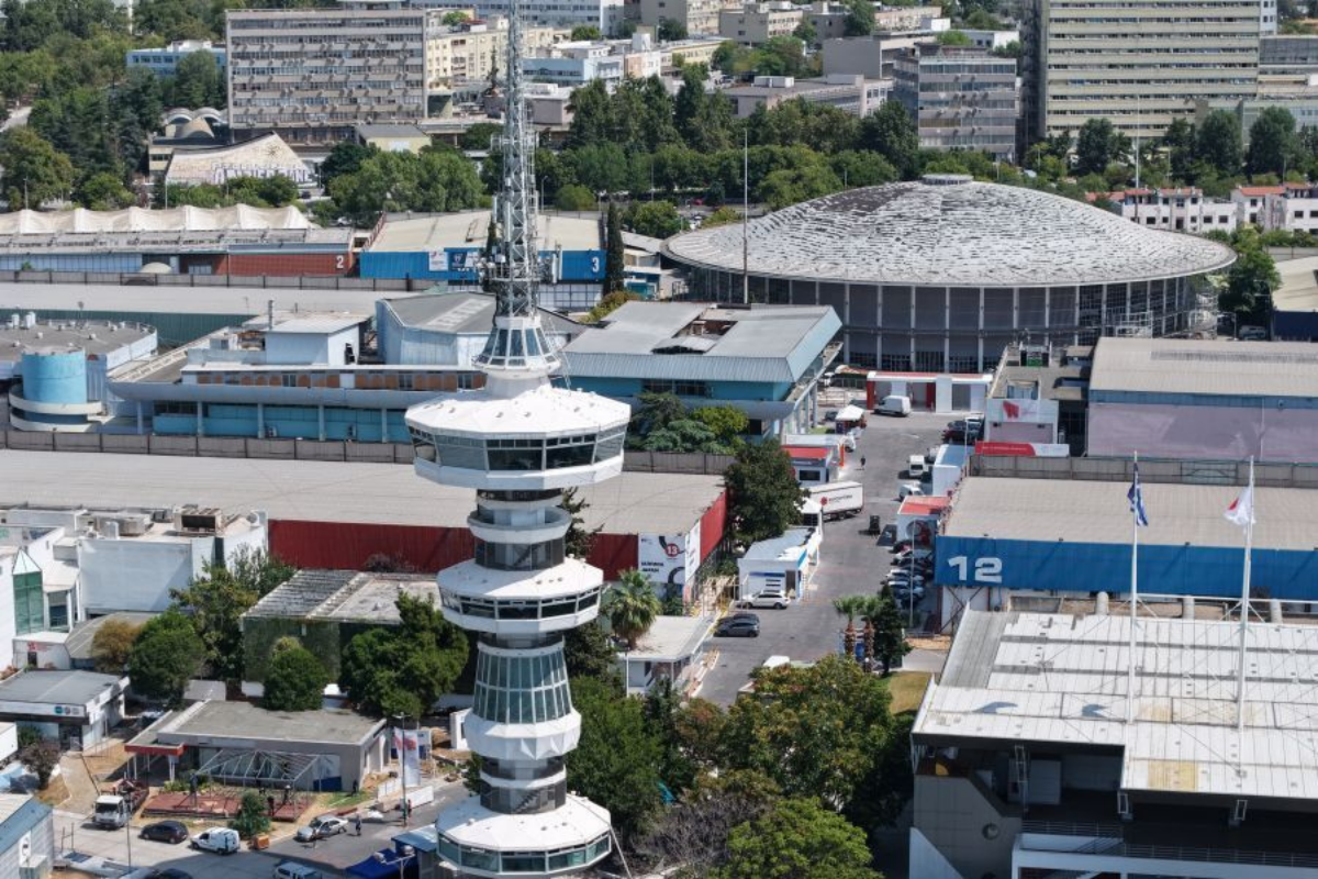 Αντίστροφη μέτρηση για τη ΔΕΘ- Σκηνικό πόλωσης