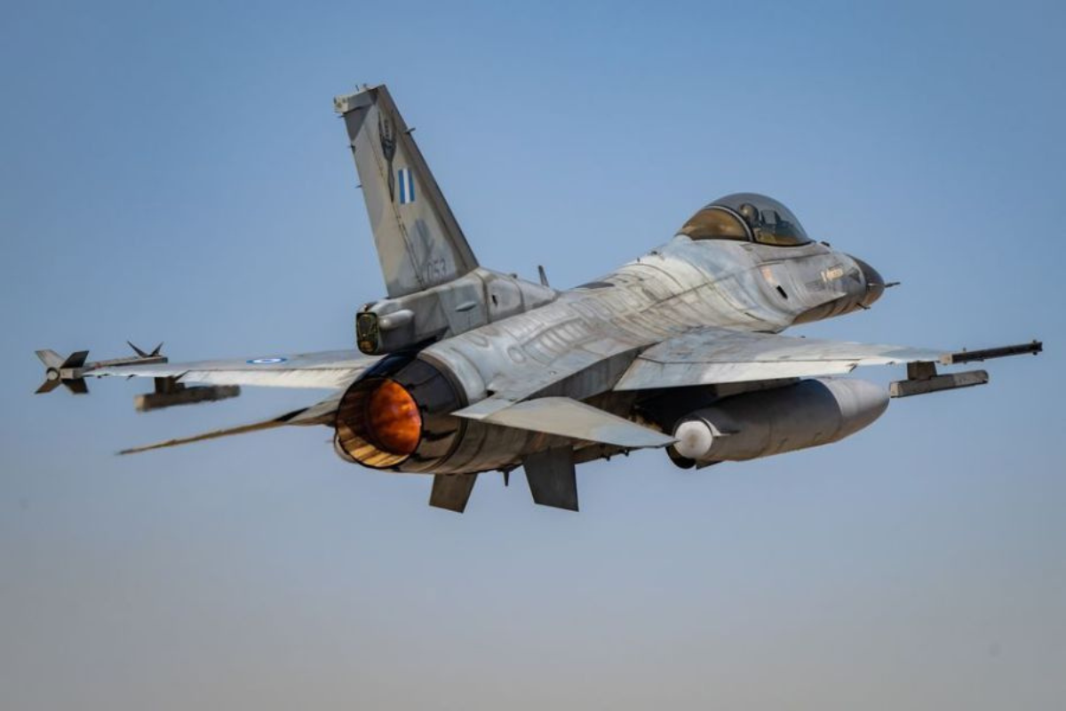 17 παραβιάσεις και εμπλοκή με τουρκικό F-16 πάνω από το Αιγαίο