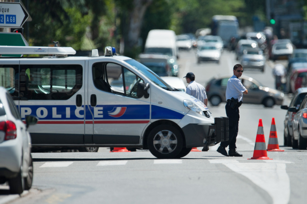Γαλλία: Όχημα έπεσε πάνω σε πεζούς στην Καν