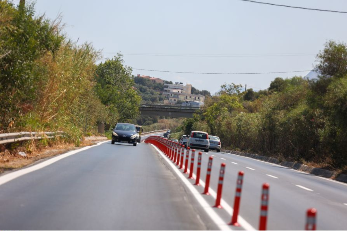 Κρήτη: Τροχαίο με εγκατάλειψη γυναίκας στον ΒΟΑΚ