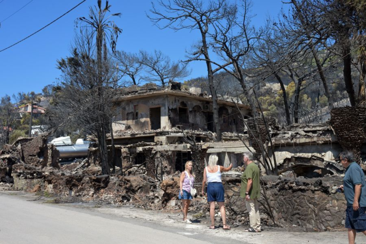 Σαλαμίνα- επόμενη ημέρα: Δυο νεκροί, στάχτες και αποκαΐδια
