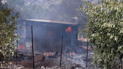 Δεύτερο εφιαλτικό 24ωρο στο Πόρτο Γερμενό- Σπίτια και δάσος στις φλόγες