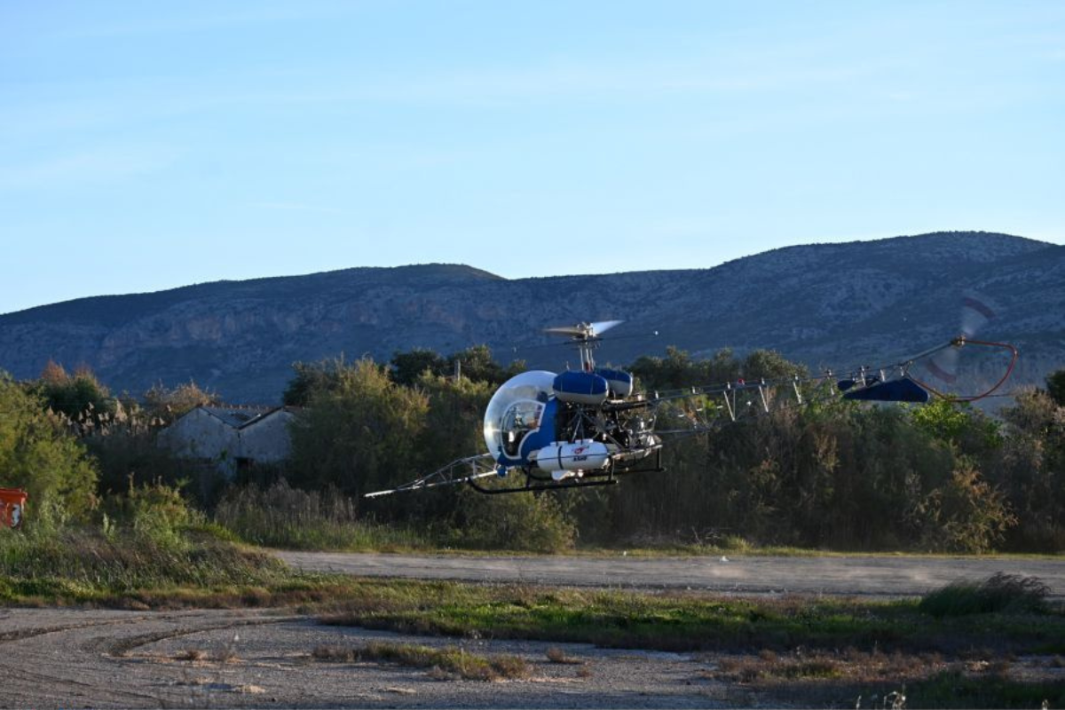 ελικόπτερο αεροψεκασμοί