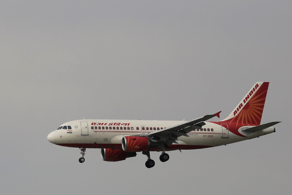 (Βίντεο) Τρόμος σε πτήση της Air India: 12 τραυματίες από τις αναταράξεις