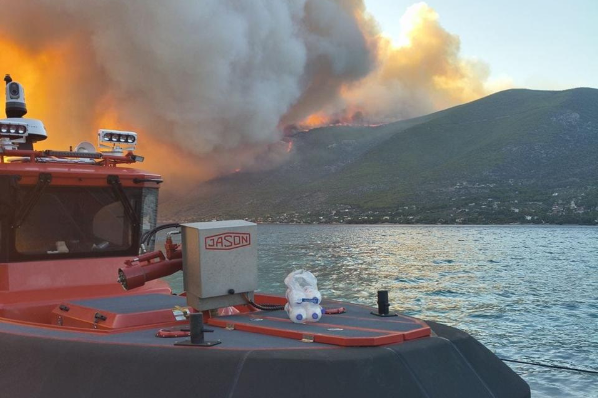Η επιχείρηση διάσωσης 254 πολιτών από την πυρκαγιά στην Αττικοβοιωτία