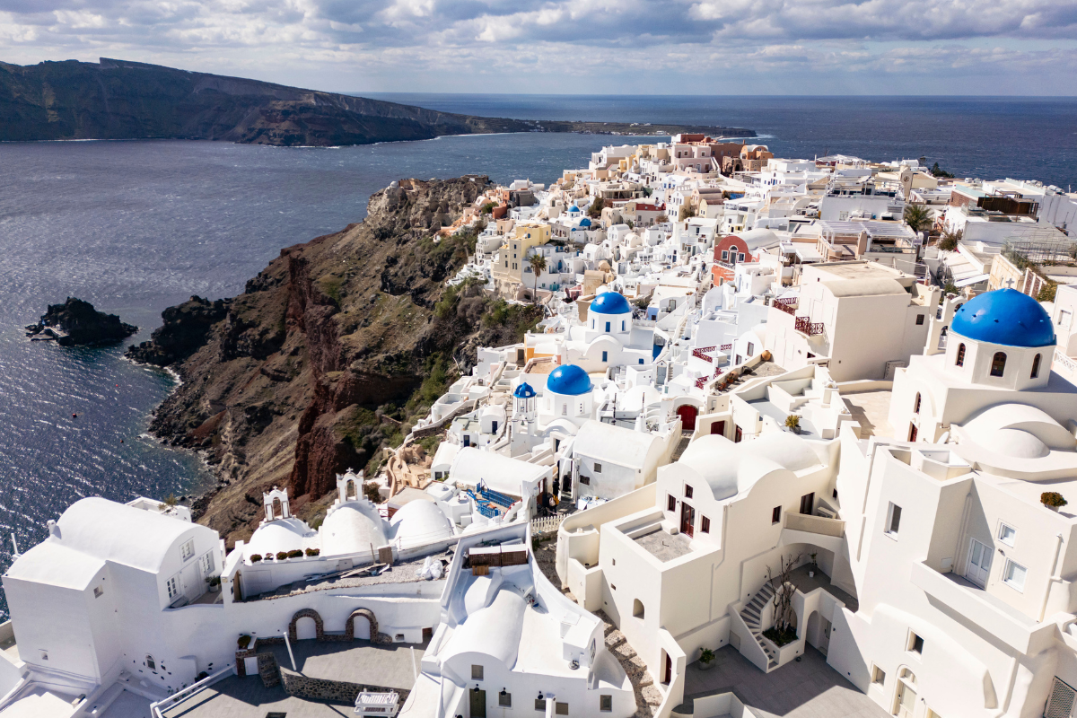 Σαρώνει τα νησιά η ΑΑΔΕ