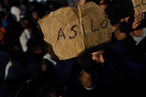Ισπανία: Άσυλο ζητούν οι μετανάστες στη Θέουτα