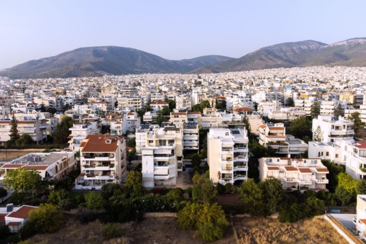 Ήρθε και έμεινε ο ΕΝΦΙΑ: «Πληρώνεις χαράτσι για το σπίτι σου»