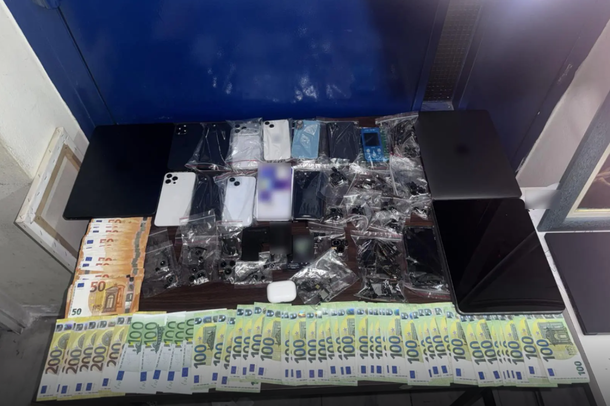 Κλεμμένες ηλεκτρονικές συσκευές σε «καβάτζα» στον Άγιο Παντελεήμονα