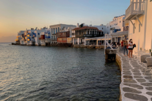 Νέες καταγγελίες μετά το «σφράγισμα» της Πολεοδομίας Μυκόνου
