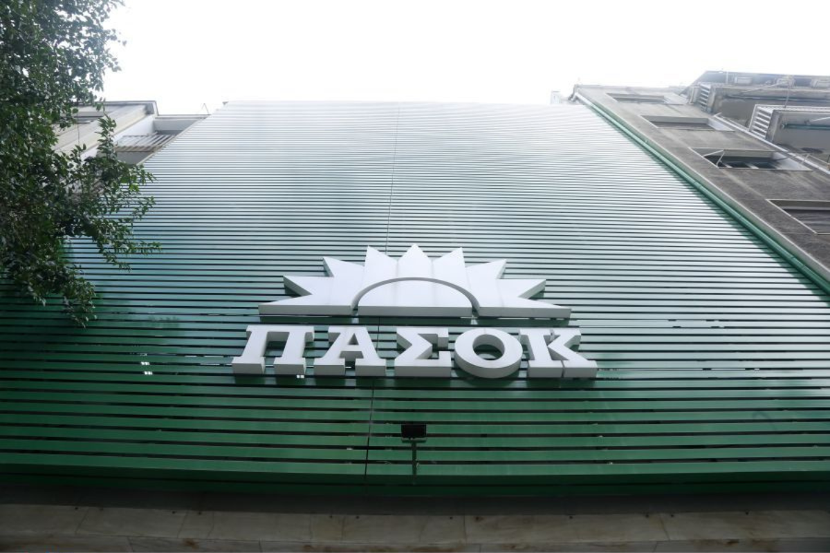 Επέτειος της 3ης Σεπτεμβρίου: ΤΟ ΠΑΣΟΚ στην Κρήτη