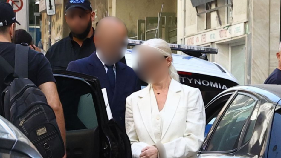 Θάνατος Μαζωνάκη: Στον Ανακριτή το ζευγάρι των γιατρών