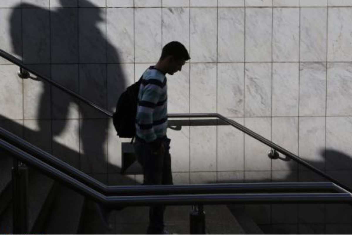 «Αδύναμοι κρίκοι» γυναίκες και νέοι
