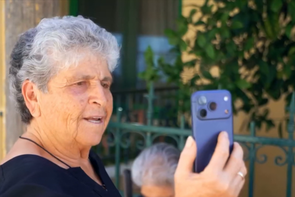 10.000 δρομείς και γιαγιάδες σε …φόρμα