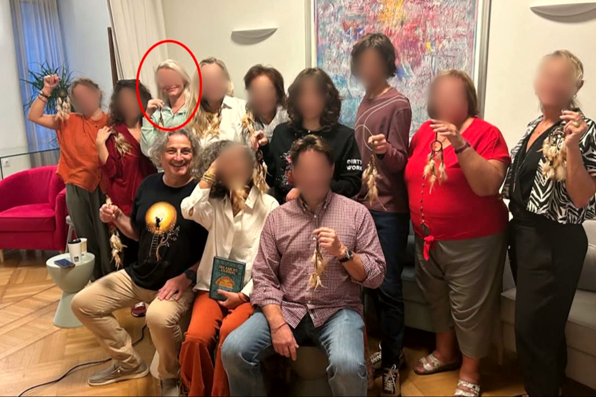Οι γιατροί του Μαζωνάκη και ο υπνοθεραπευτής