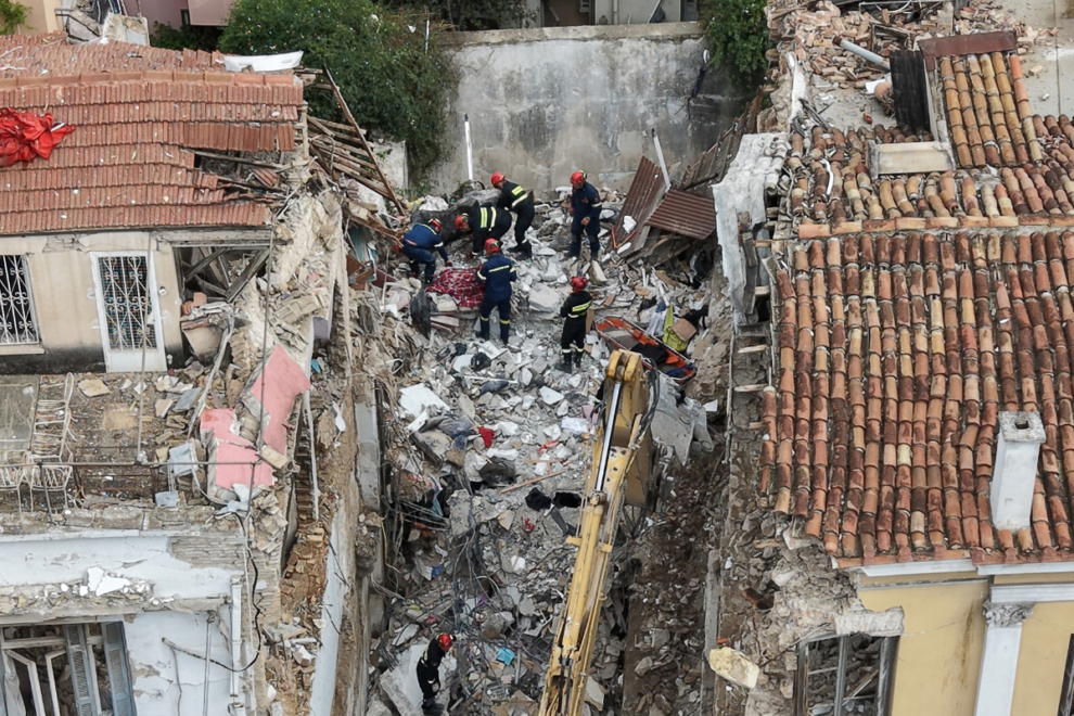Έκρηξη Πλάκα: Στα συντρίμμια ΄΄κρυμμένη΄΄ η αιτία της φονικής έκρηξης