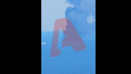 Αποκλειστικό βίντεο: Το πλοίο έχει “χαθεί” στους καπνούς