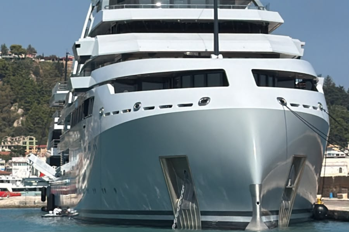 yacht-zante-03