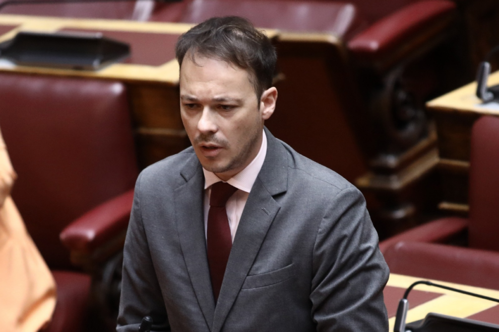 ΣΥΡΙΖΑ: Παραιτήθηκε από βουλευτής ο Μίλτος Ζαμπάρας