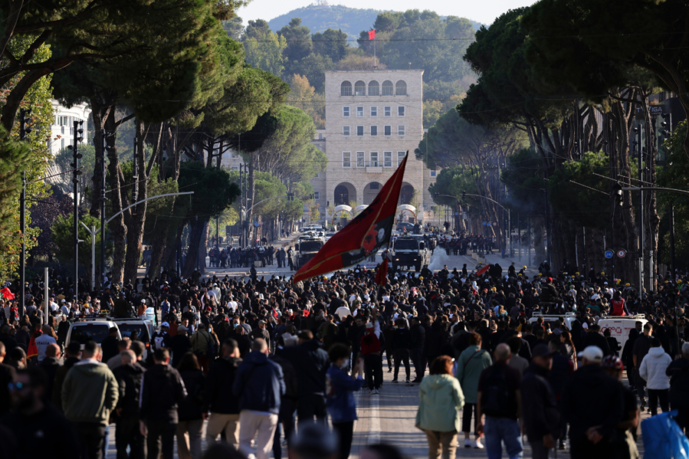 Τίρανα: Διαδήλωση Πανεπιστημιακών, εκπαιδευτικών και φοιτητών
