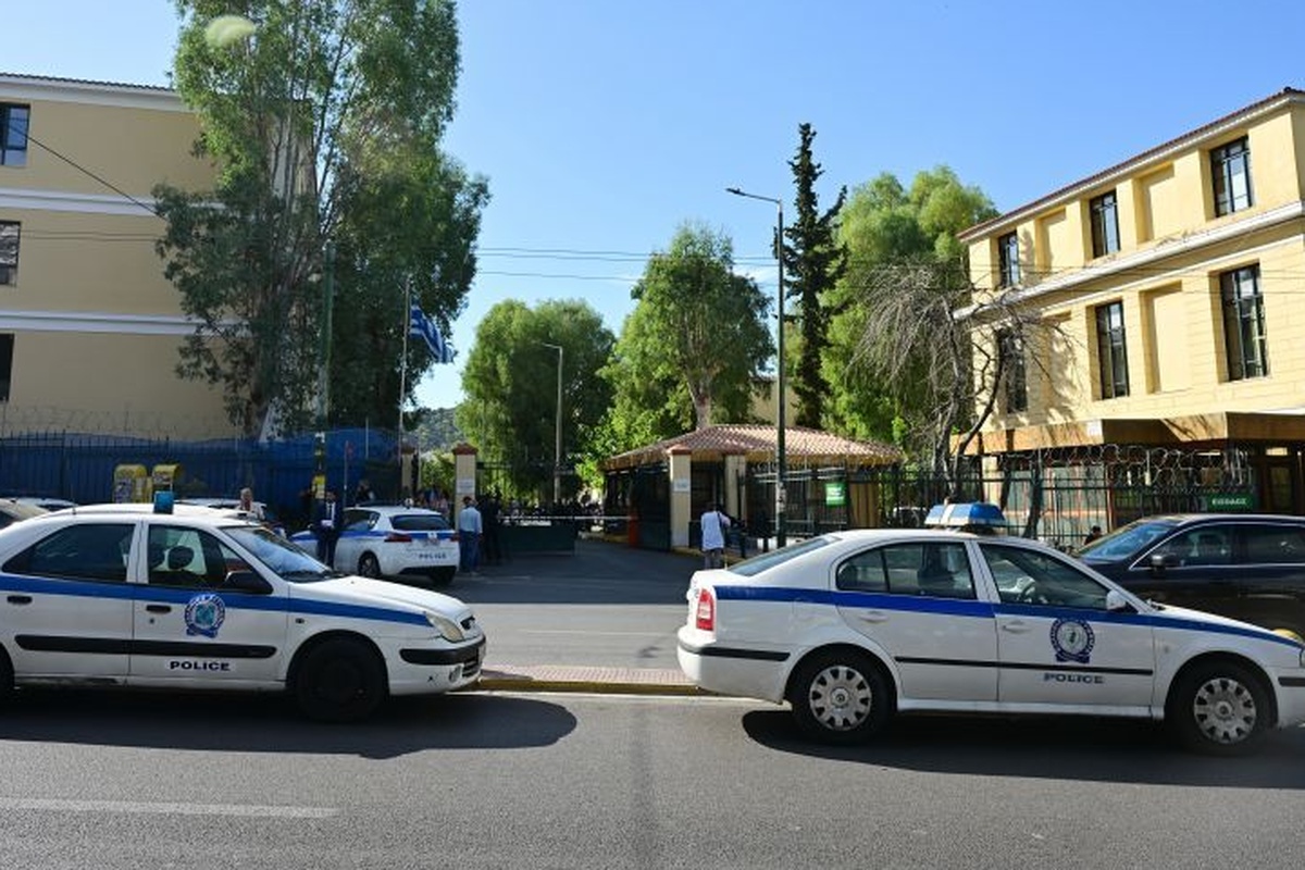 Αλυσίδα φορο-απάτης: Απολογούνται 29 κατηγορούμενοι