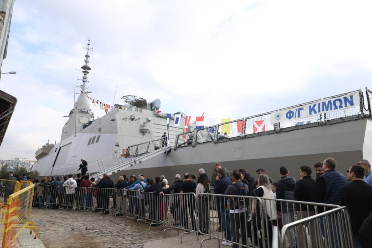 Προσβάσιμη για το κοινό η φρεγάτα «Κίμων»