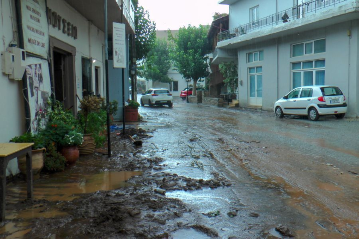 Βομβαρδισμένα χωριά στην Κρήτη
