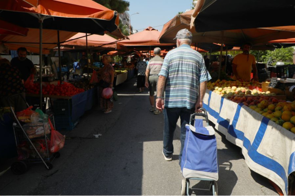 Μειωμένη αγοραστική δύναμη- «Μετρημένοι» οι καταναλωτές