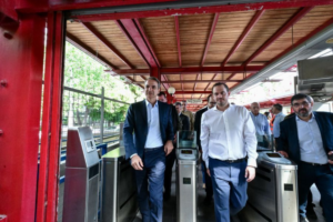 Στον Ηλεκτρικό ο Πρωθυπουργός