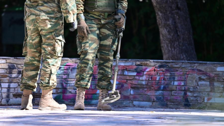 Χειροβομβίδα σε πάρκο- Την περισυνέλλεξε ο Στρατός