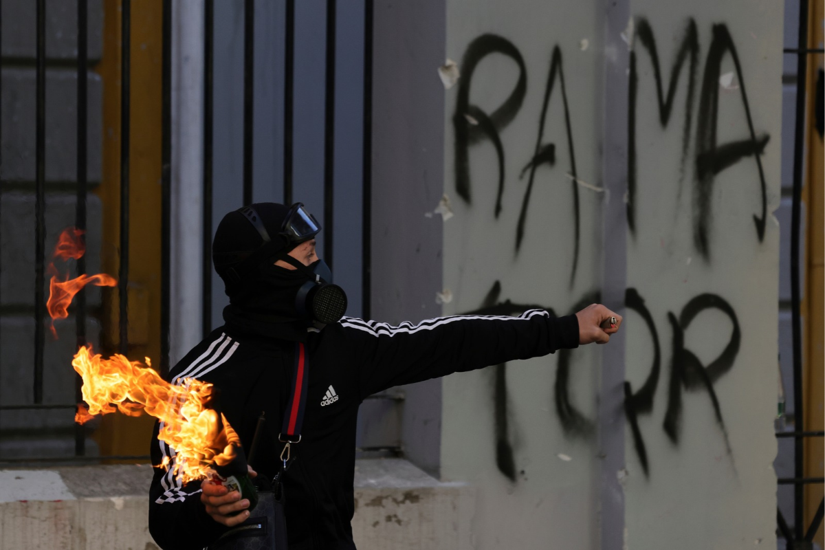 Αλβανία: Πεδίο μάχης ξανά τα Τίρανα