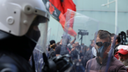 Αλβανία: Εκρηκτικό κλίμα – Ξύλο στην Βουλή