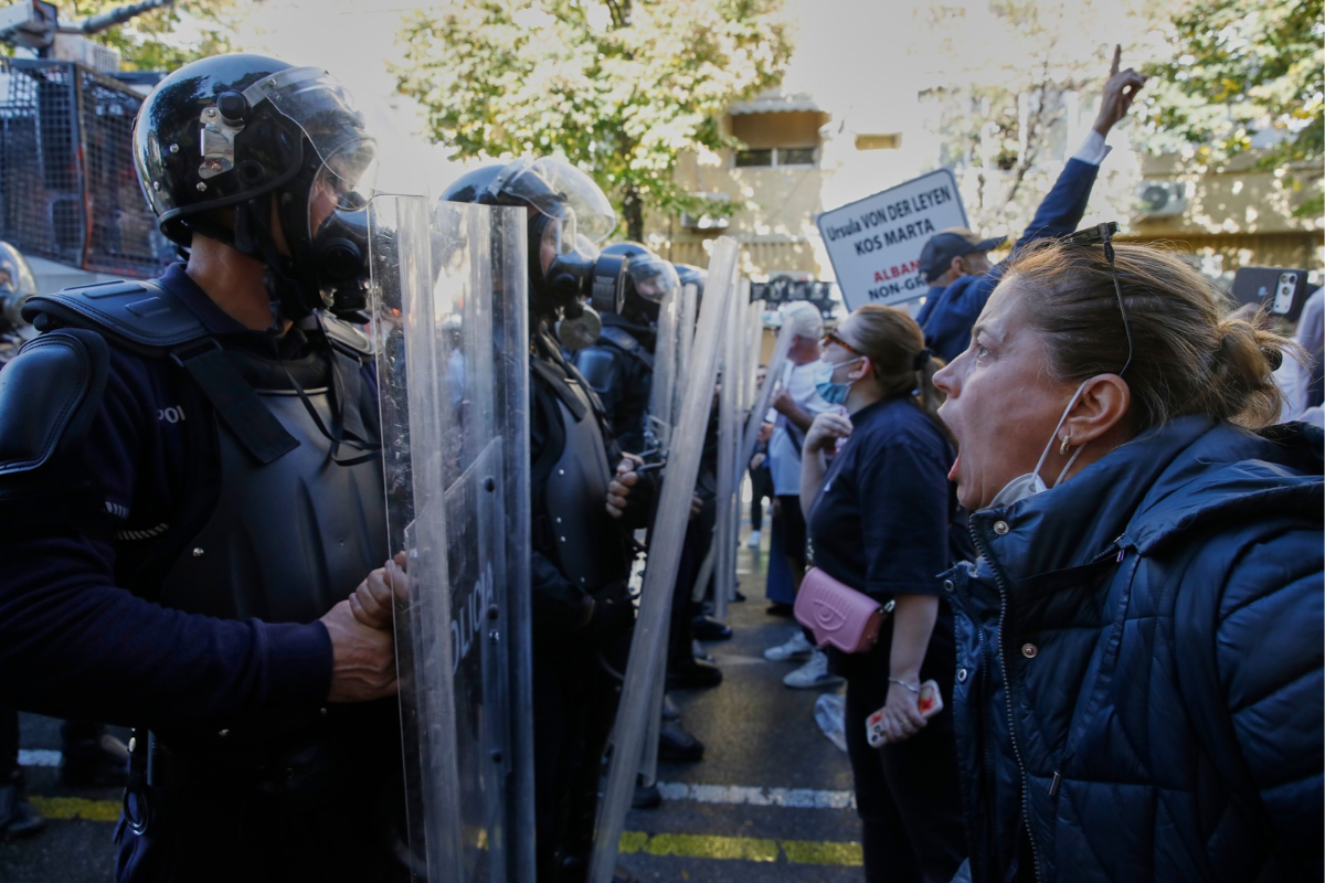 Αλβανία: Νέα επεισόδια στα Τίρανα