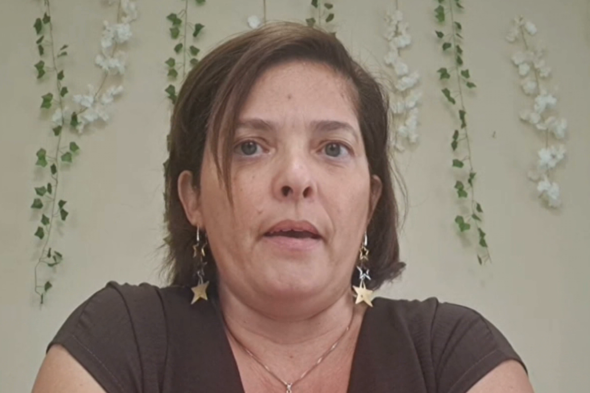 Λύση για την πολύτεκνη καθηγήτρια – Παραμένει στη Λέρο
