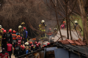 ερευνες πυροσβεστική διάσωστες κατάρρευση κτιρίου