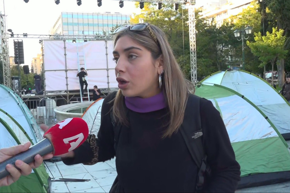 Βίντεο: Τα είπε όλα η φοιτήτρια στο Σύνταγμα. Το κόστος διαβίωσης το μεγαλύτερο ΄΄αγκάθι΄΄ για τους φοιτητές