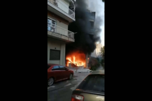 Βίντεο: “Στις φλόγες” διαμέρισμα στην Θεσσαλονίκη