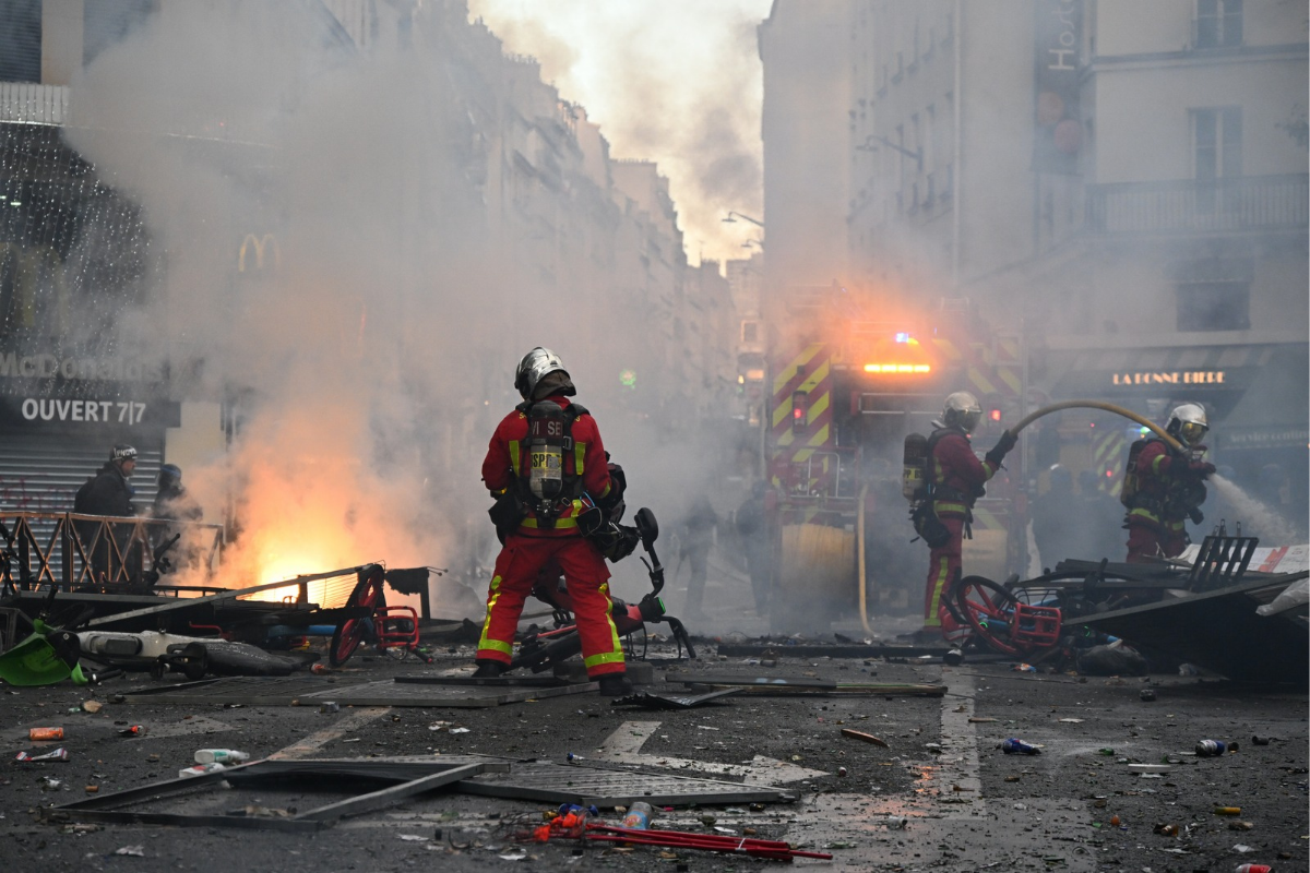 Λιμόζ: Συνελήφθη διαδηλωτής για τον εμπρησμό