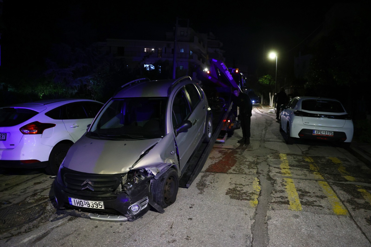 Συνελήφθησαν δύο νεαροί μετά από επεισοδιακή καταδίωξη