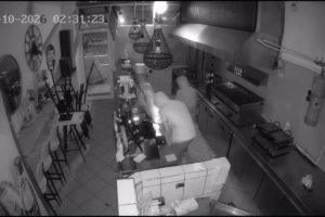 ΚΛΕΦΤΕΣ ΒΟΛΟΣ ΔΙΑΡΡΗΚΤΕΣ