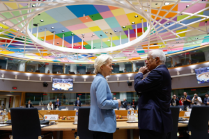Σύνοδος Κορυφής: Επανεξετάζουν μέτρα στήριξης