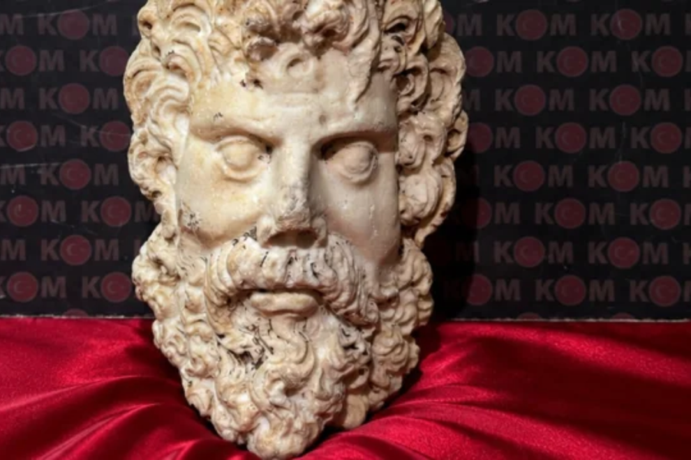 Τουρκία: Αρχαίο γλυπτό 2000 ετών βρέθηκε στη Σμύρνη