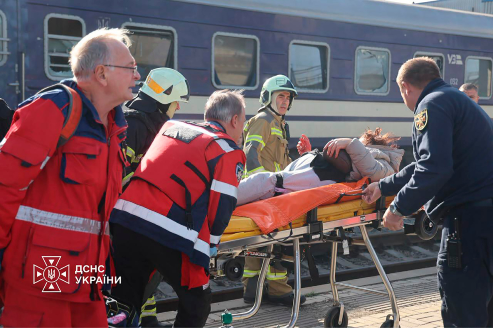 Μακελειό στο Ντνίπρο: 14 νεκροί από ρωσικό drone σε σταθμό τρένων